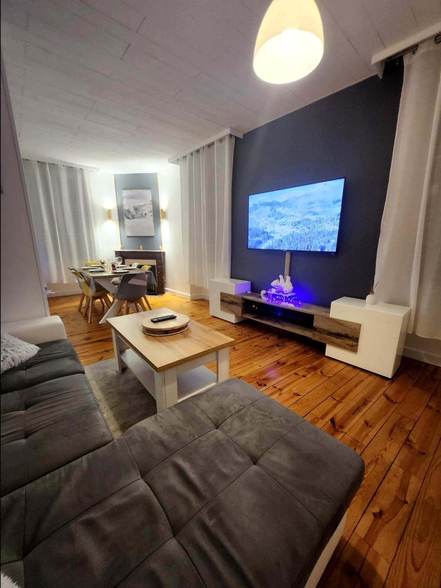 Chaleureux Appartement Refait A Neuf Vic-sur-Cere Exterior photo