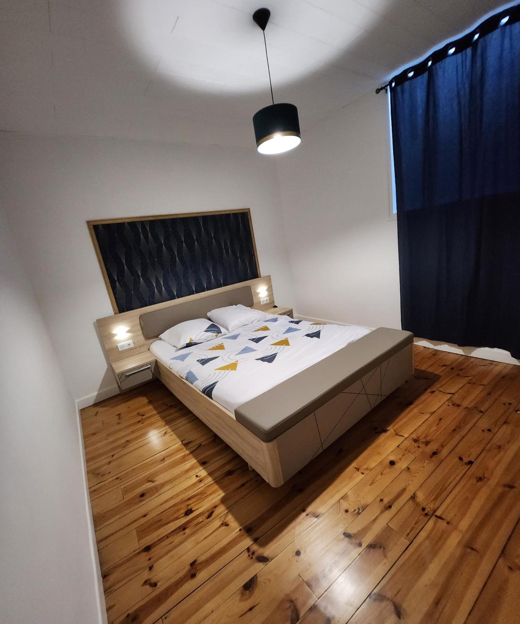 Chaleureux Appartement Refait A Neuf Vic-sur-Cere Exterior photo